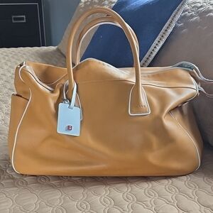 Elegant Tan Leather Tote Bag
